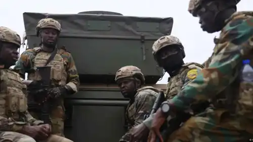 جنود من الجيش الغاني