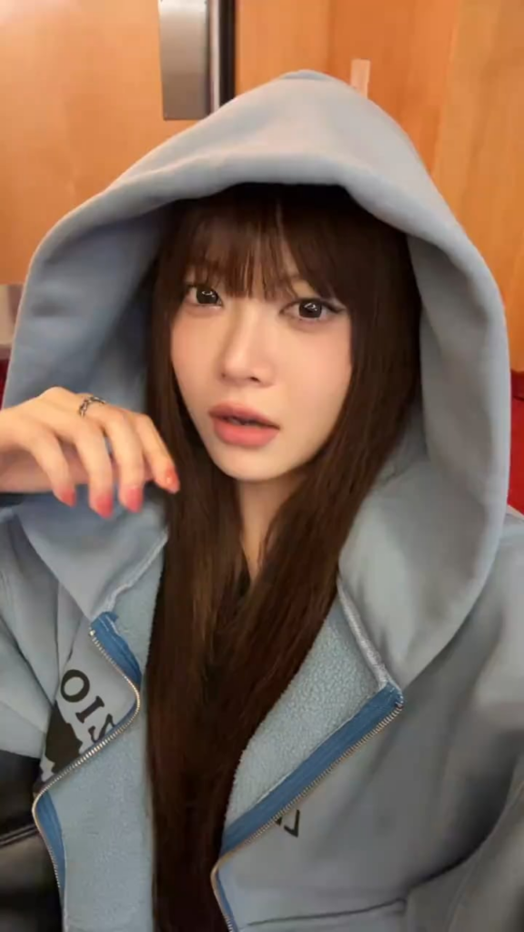 250908 Le Sserafim Tiktok Update with Hong Eunchae - من الصعب المغادرة
