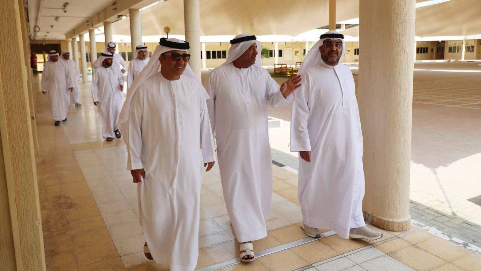 بلدية الحمرية تعقد الاجتماع الأول من الفصل السنوي الـ 21