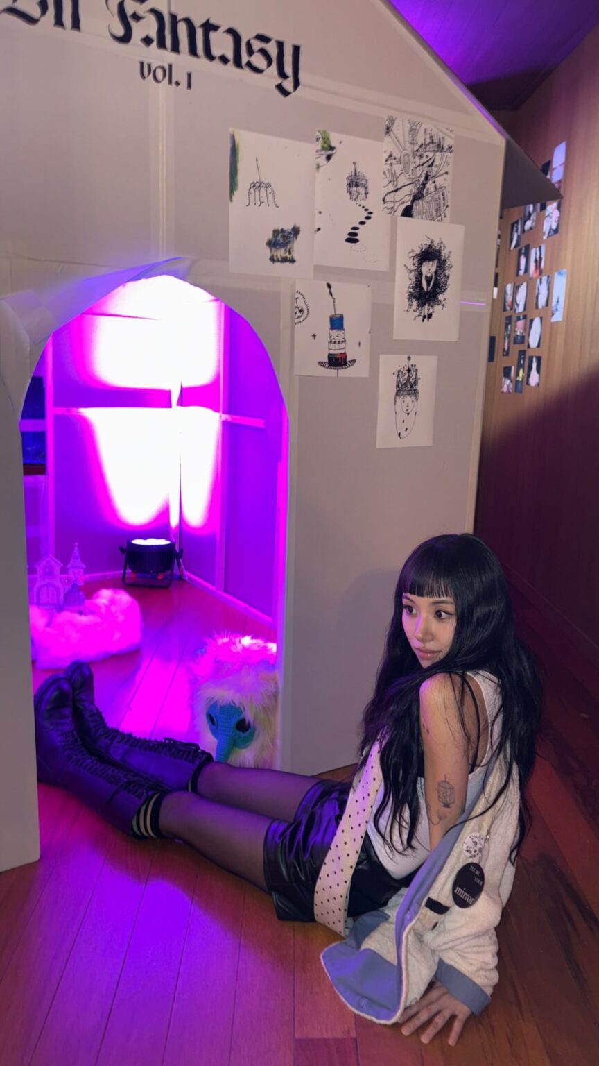 250911 تحديث قصص Chaeyoung Instagram - صور chaeyoung من الحدث المسبق للاستماع