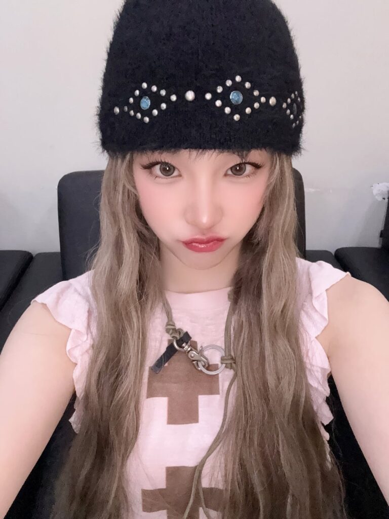 250917 التحديث الرسمي - Yuqi على Lee Eunji's Gayo Plaza