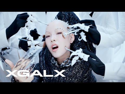 XG - أول ألبوم كامل / ما قبل الإصدار الفردي: Gala (الدعابة المرئية - Cocona)