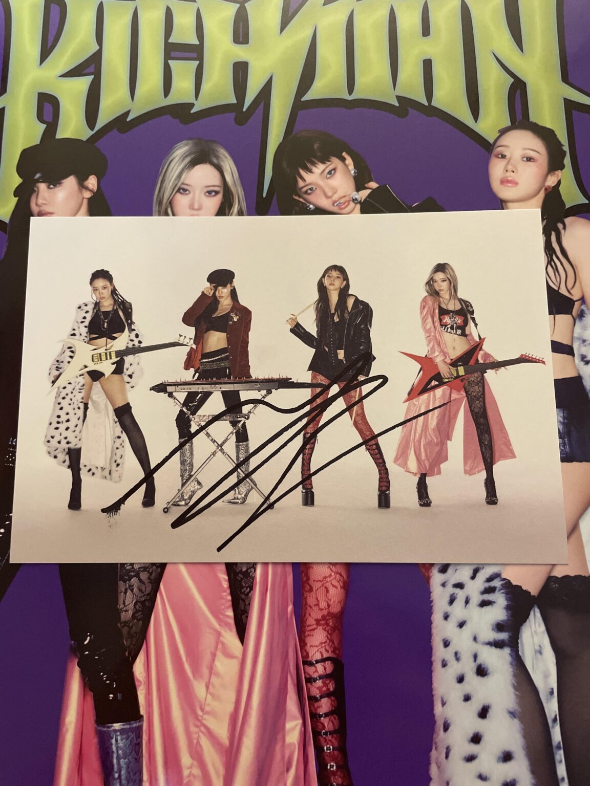 أي فكرة من وقع هذا؟