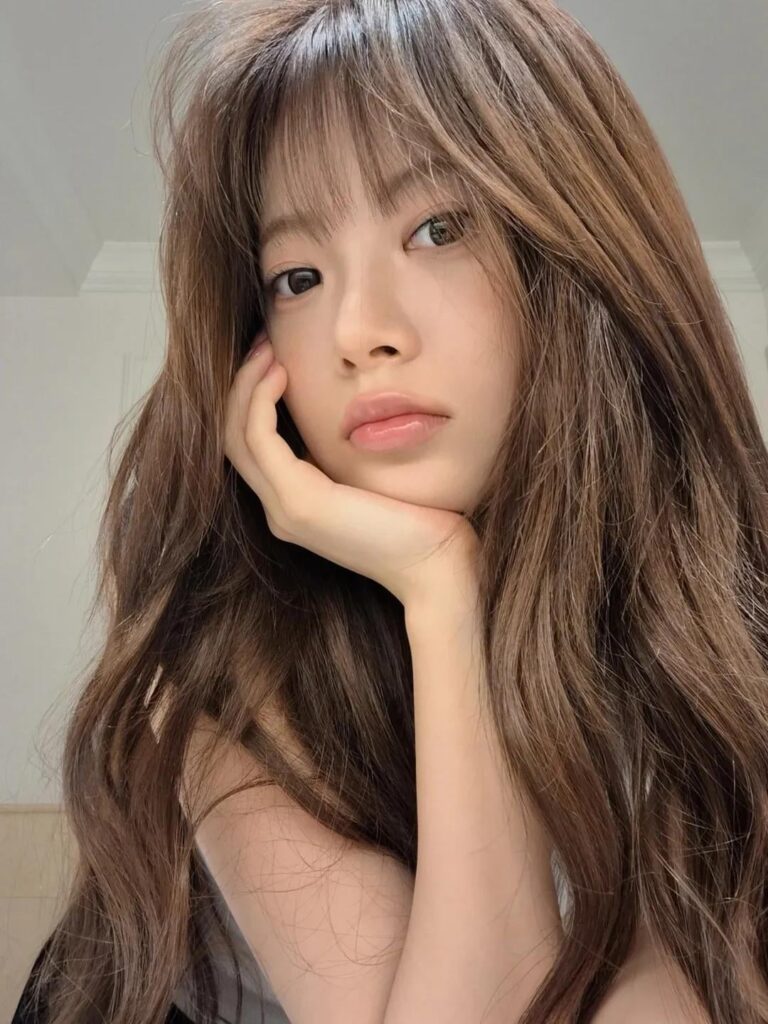 250915 تحديث Hong Eunchae Instagram