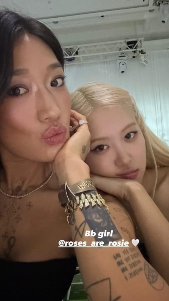250901 تحديث قصة Peggy Gou Ig W/ Jisoo & Rosé