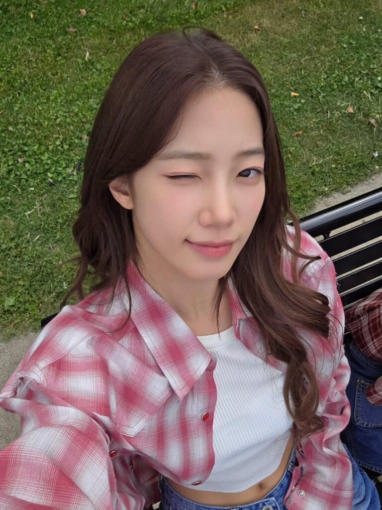 250923 تحديث Kazuha Instagram