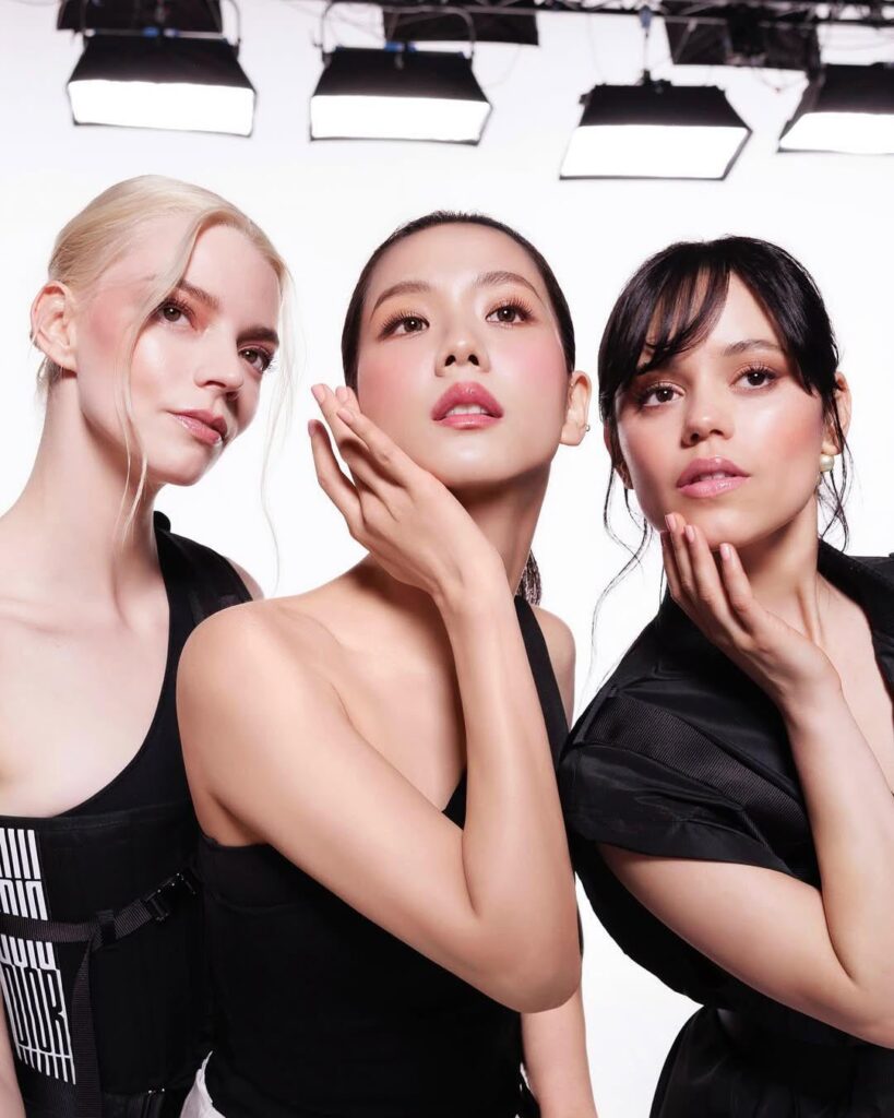 250915 Jisoo ، Anya Taylor-Joy & Jenna Ortega for Dior Beauty