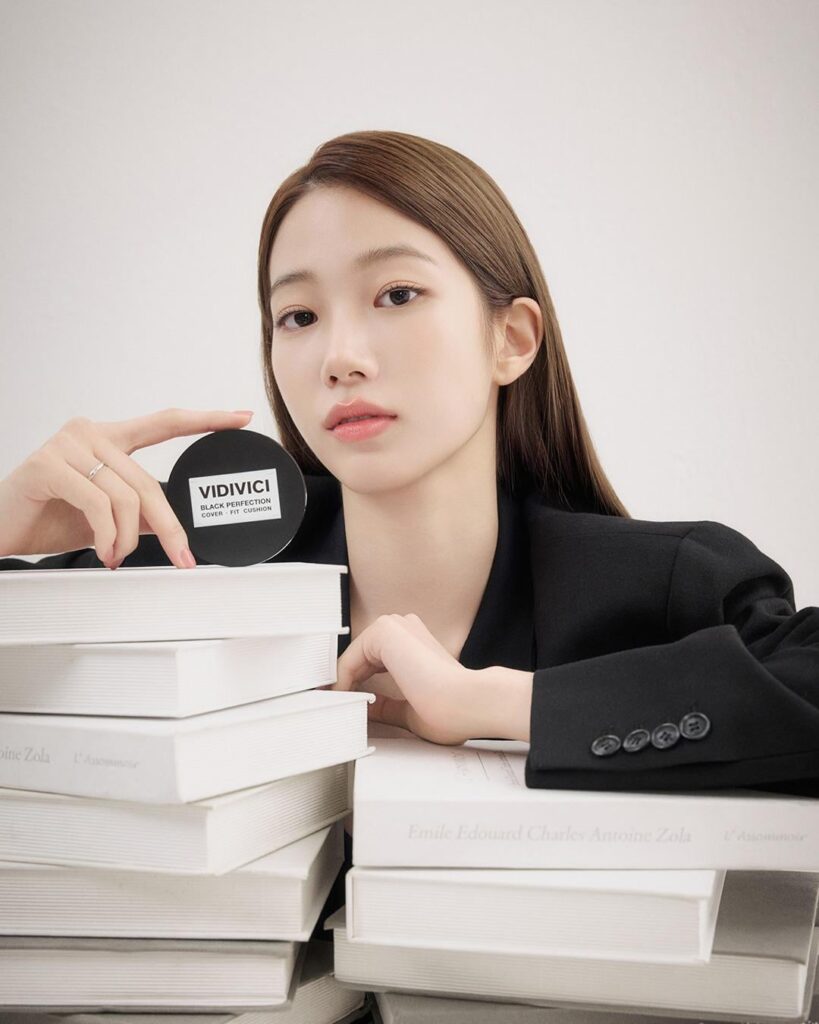 250925 تحديث Vidivici Korea Instagram مع Kazuha