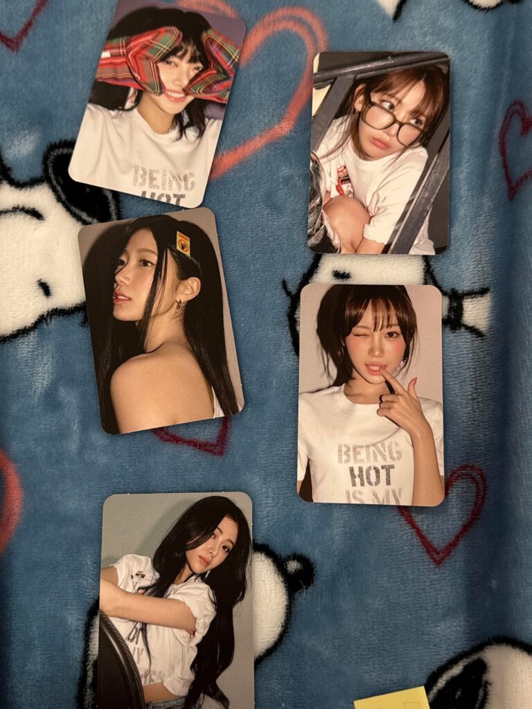 Le Sserafim Vinyl Black Carbon Version