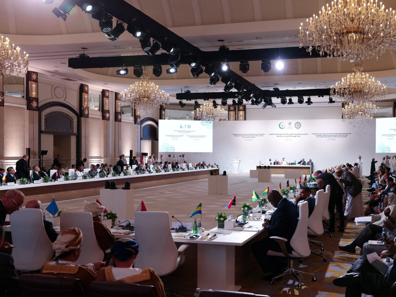 قمة الدوحة.. لماذا استبعد خيار تفعيل اتفاقية الدفاع العربي المشترك؟ | سياسة