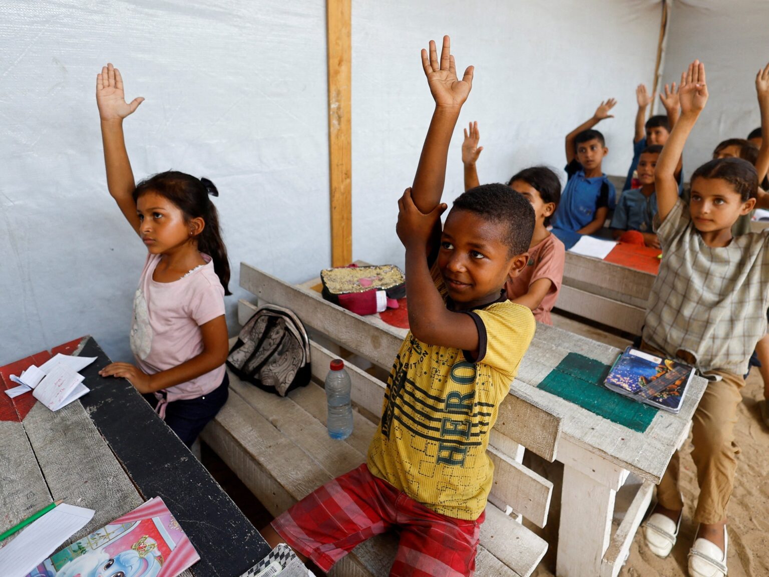 "التعليم فوق الجميع".. 2025 الأسوأ فيما يتعلق بتعليم الأطفال بمناطق النزاعات | أخبار