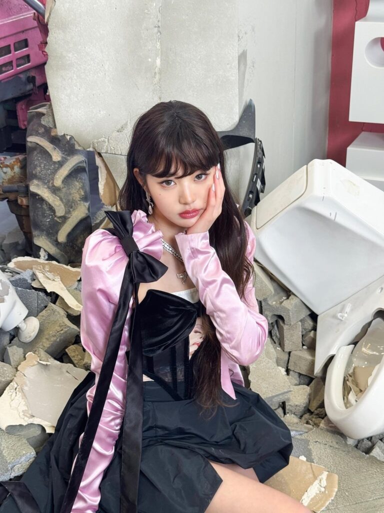 250911 Ivesecret.Archive Instagram Update with Wonyoung