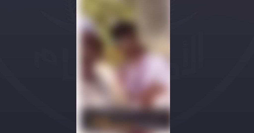 القبض على 3 أشخاص تحرشوا بفتيات في مكة المكرمة ونشروا توثيقًا للحادثة - صحيفة سبق الالكترونية