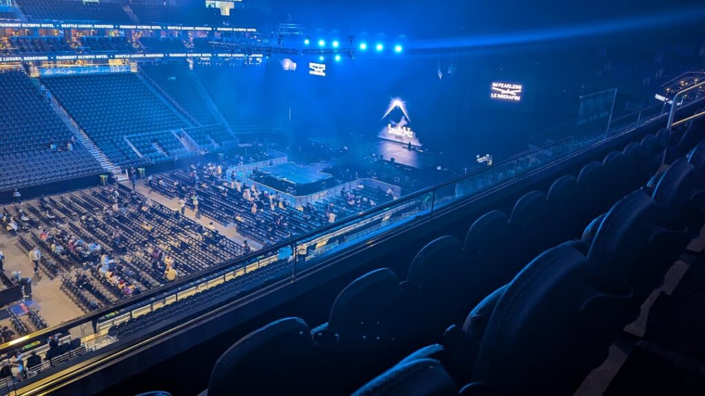 لا يمكن الحصول على/تحمل لوس أنجلوس ، لذلك نسير إلى سياتل!؟