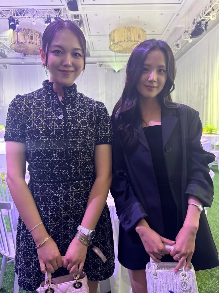 250902 Janekwan__ ig Update w/ Jisoo ، Rosé & Lisa