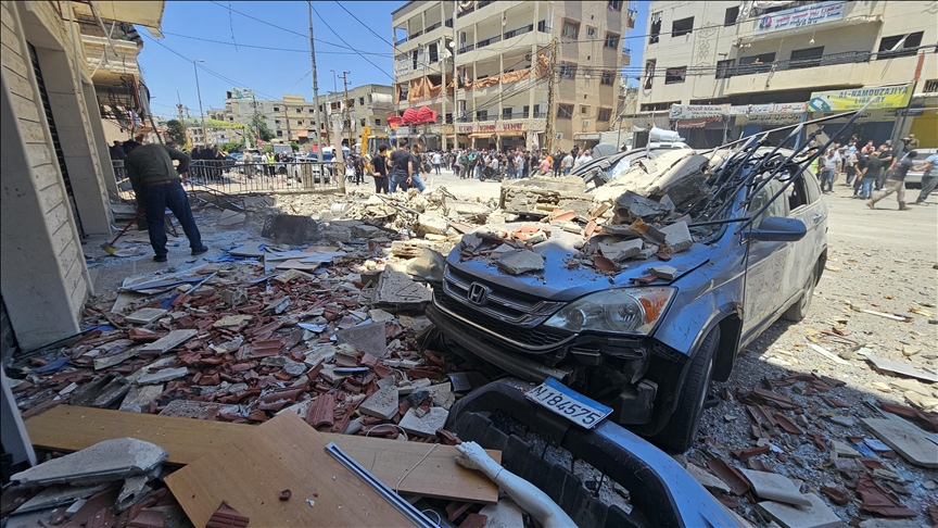 مسيرة إسرائيلية تستهدف سيارة في جبل لبنان – Anadolu Ajansı مسيرة إسرائيلية تستهدف سيارة في جبل لبنان