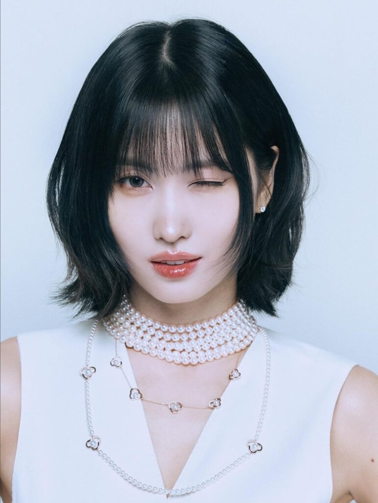 250912 Momo Instagram Update - 🤍🪽🪽🪽