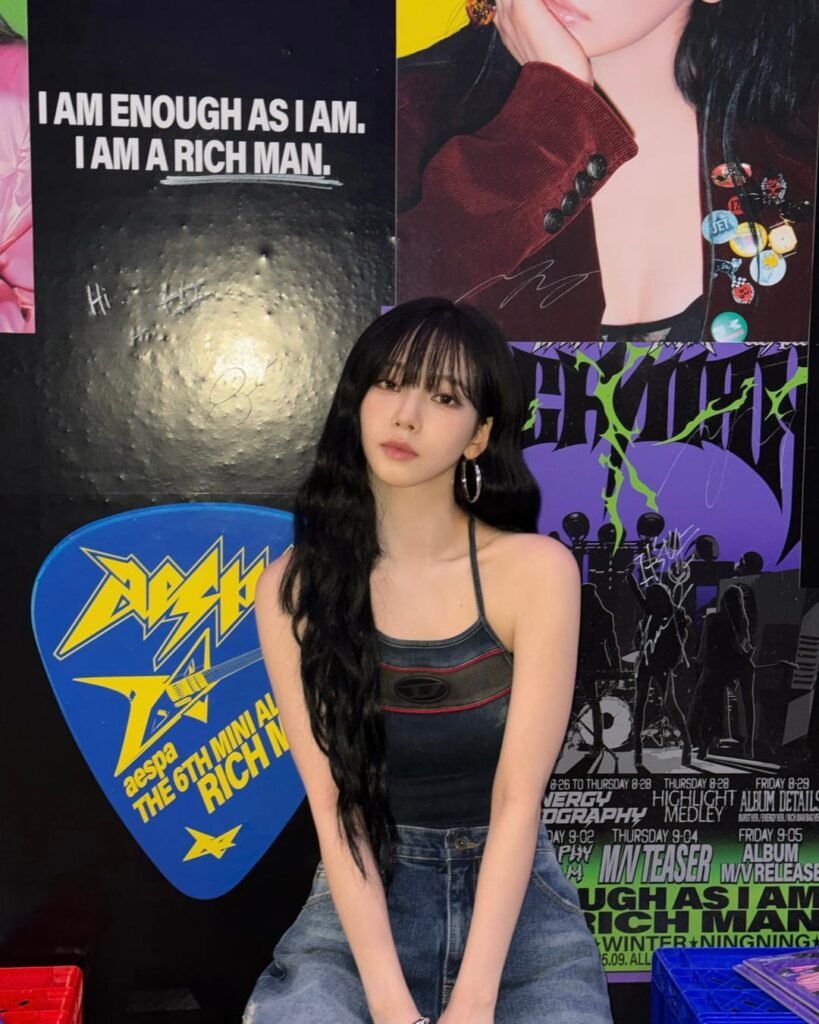 250917 AESPA Twitter Update - "Rich Man" منبثق @ Complex LA