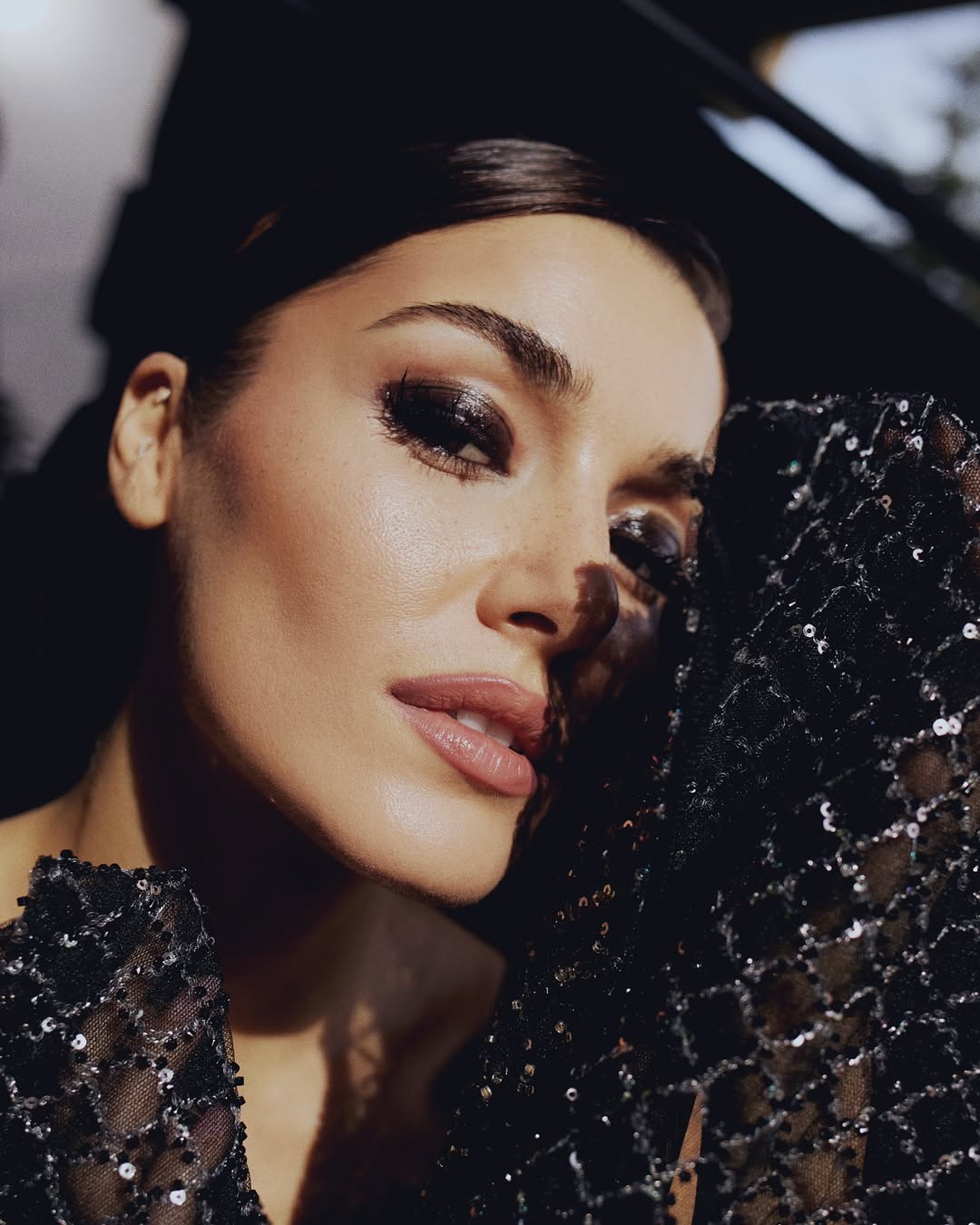 خطوات مكياج عيون هانده ارتشيل (انستغرام)