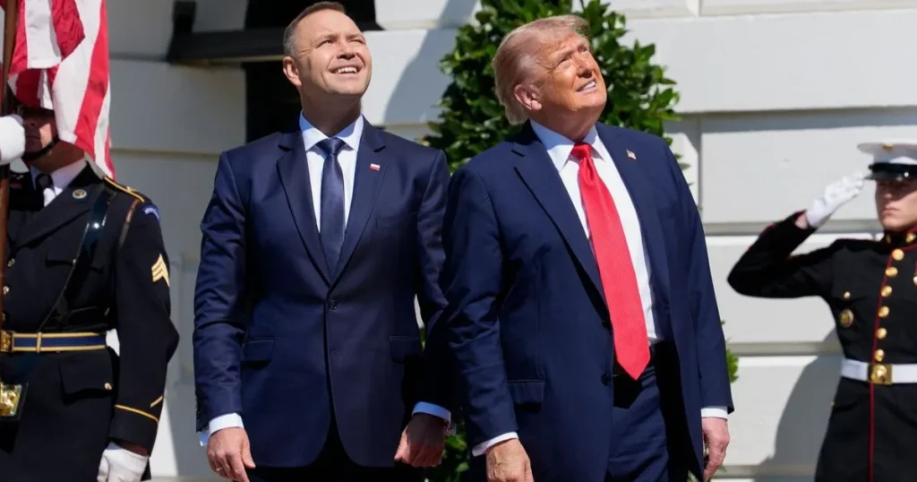 ترمب: بوتين وزيلينسكي ليسا مستعدين للسلام بعد