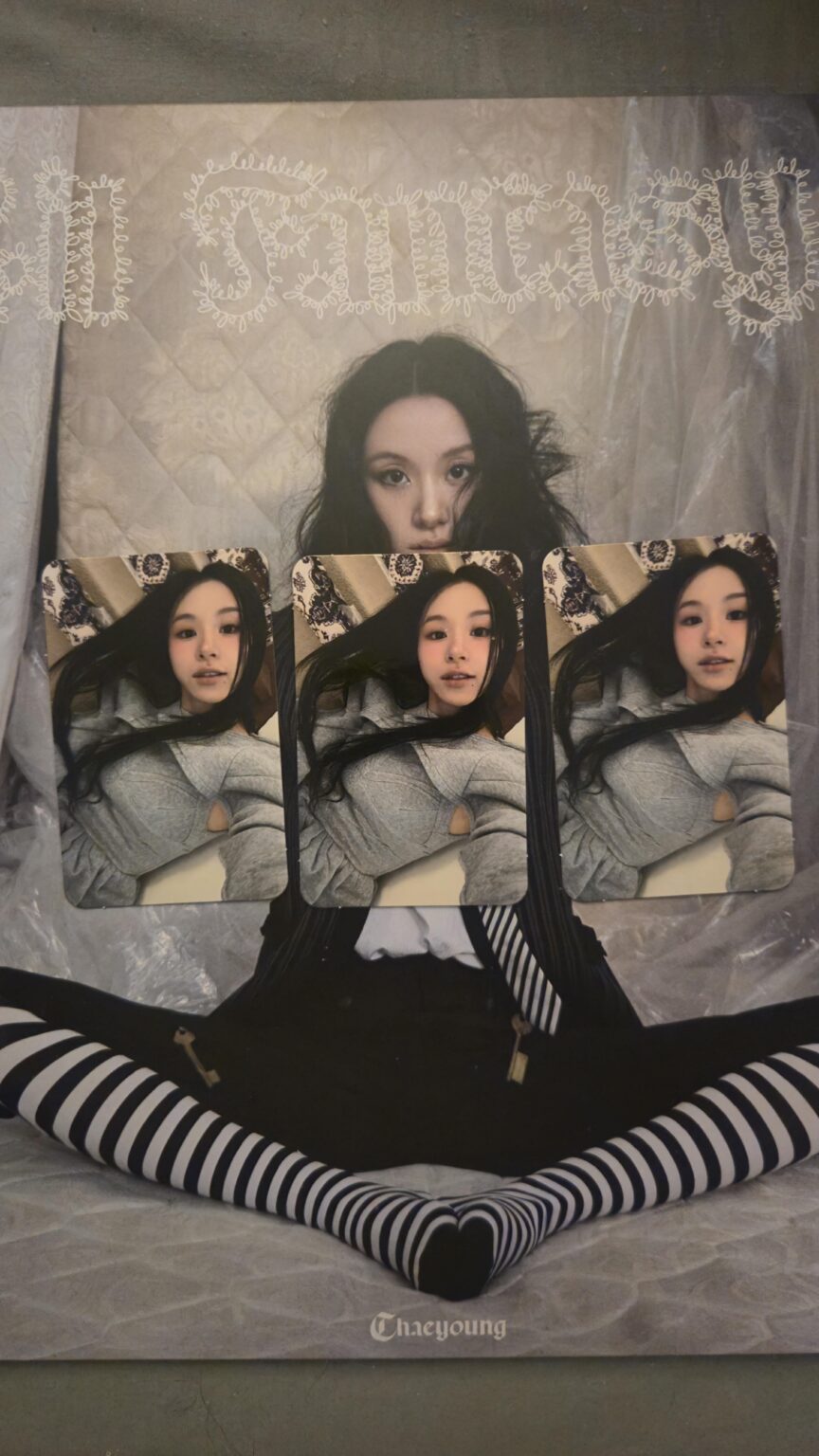 أعتذر إذا سرقت بطاقة Chaeyoung Photocard 😅