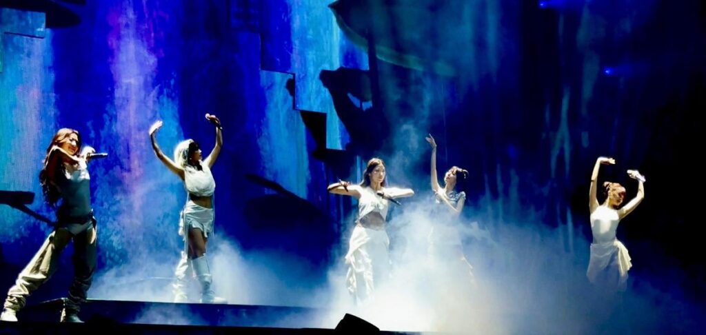 أي شخص يعرف كيفية تعزيز هذه الصورة؟