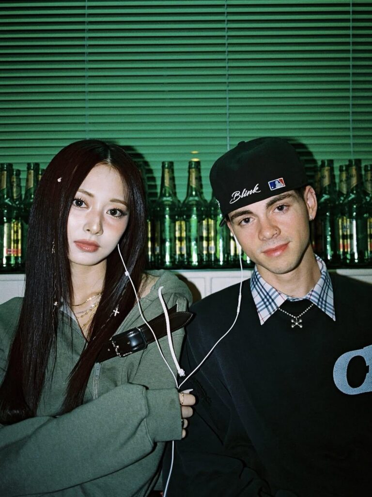 250920 Corbyn Besson Instagram Update - "لا تفكر في الوميض في 7 أيام. إذا كنت بحاجة إلى وميض افعل ذلك الآن"