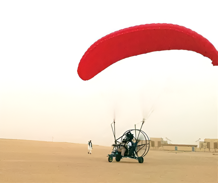 السعودية تستأنف رياضة الطيران الشراعي