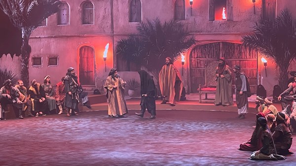 «الزير سالم» تختتم عروضها اليوم على مسرح أبوظبي الوطني