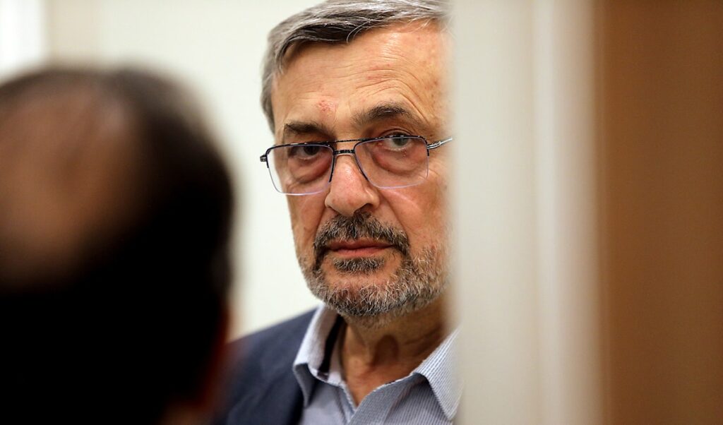 عز الدين: على الدولة أن تتحمل مسؤولياتها – جريدة الأخبار عز الدين: على الدولة أن تتحمل مسؤولياتها - جريدة الأخبار