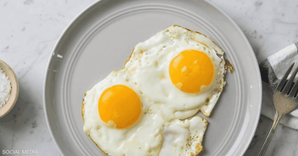 خبراء تغذية يكشفون أفضل الطرق الصحية لطهي البيض خبراء تغذية يكشفون أفضل الطرق الصحية لطهي البيض
