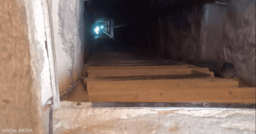 مصر.. تفاصيل إنقاذ سائحة إسبانية “انزلقت داخل الهرم” مصر.. تفاصيل إنقاذ سائحة إسبانية "انزلقت داخل الهرم"