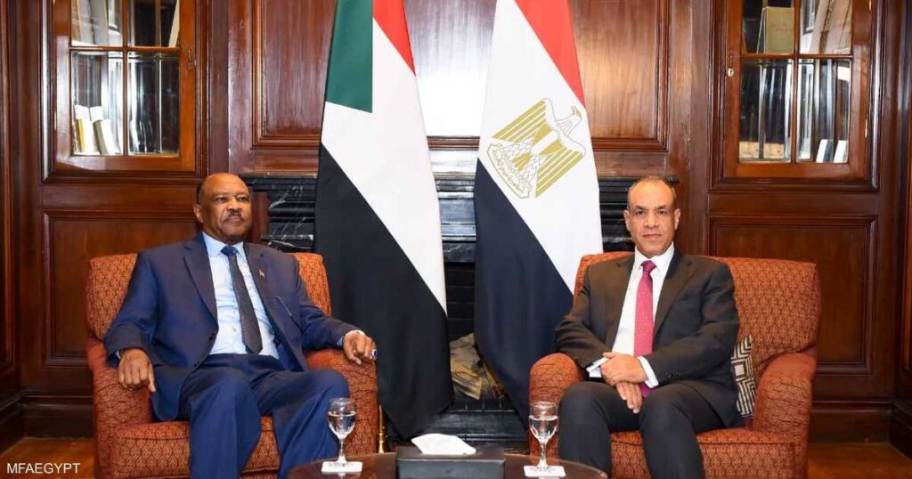 عبد العاطي: نتحرك بفاعلية لإقرار هدنة إنسانية عاجلة بالسودان عبد العاطي: نتحرك بفاعلية لإقرار هدنة إنسانية عاجلة بالسودان