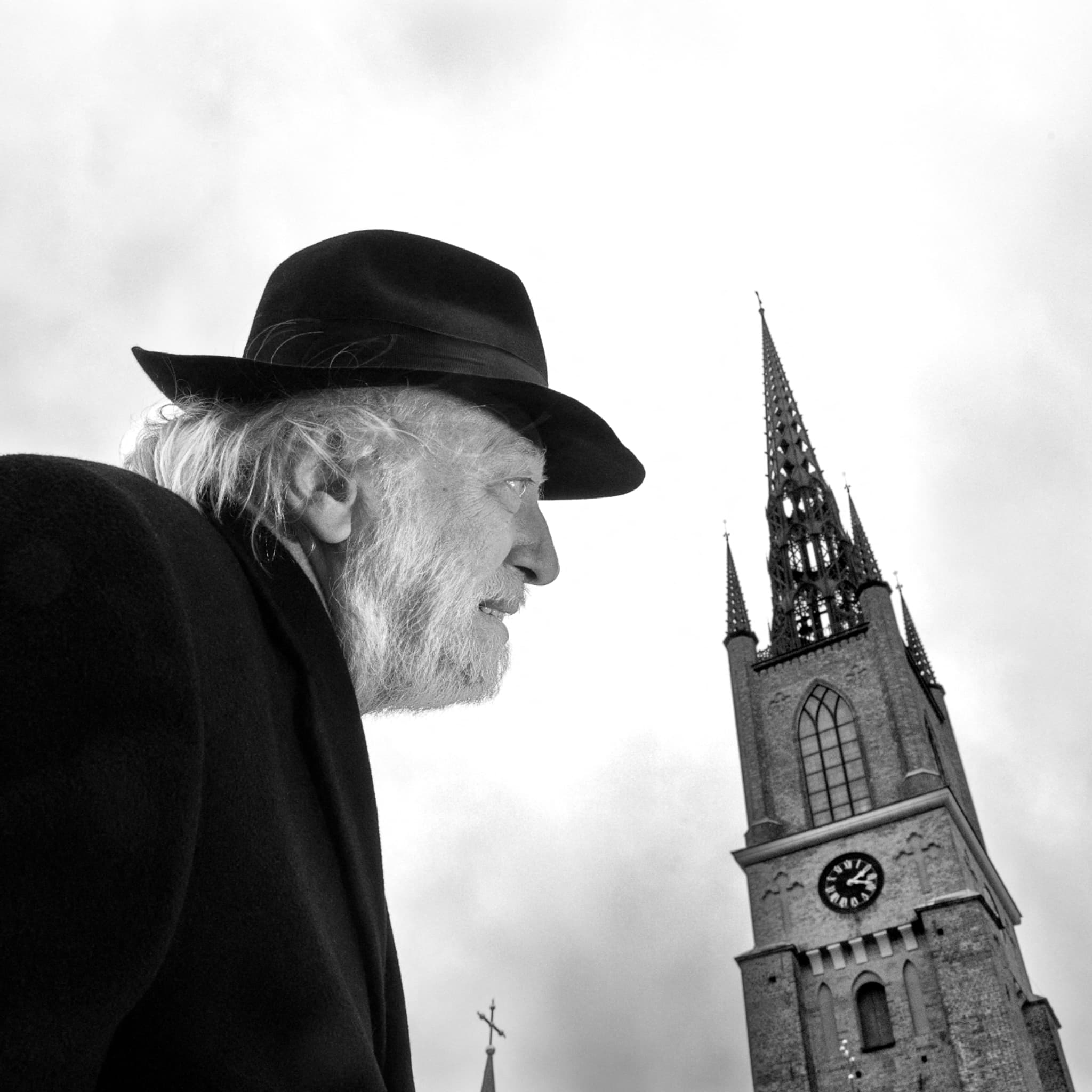 Laszlo-Krasznahorkai-2152174.jpg