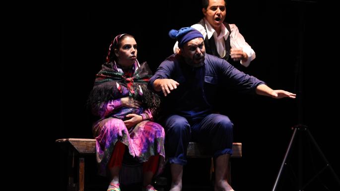 مسرحية “لا فاش” والضياع في متاهة السلطة مسرحية "لا فاش" والضياع في متاهة السلطة