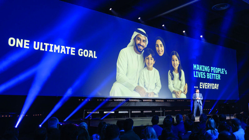 الإمارات نجحت خلال سنوات قليلة في تطوير نموذج استثنائي لاستخدام تطبيقات الذكاء الاصطناعي. وام