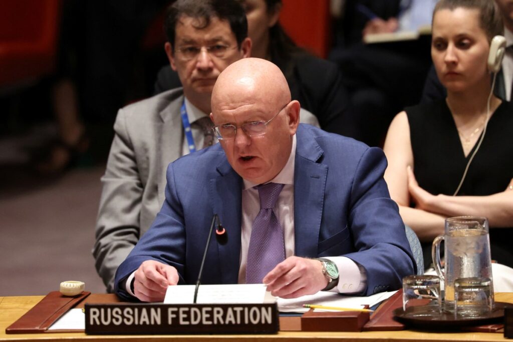 روسيا لا تعترف بإعادة عقوبات الأمم المتحدة على إيران