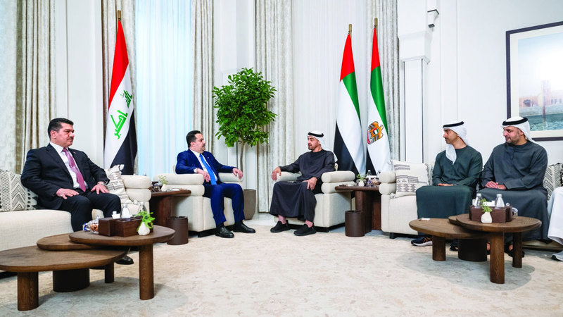 رئيس الدولة ورئيس وزراء العراق يؤكدان ضرورة إيجاد مسار واضح للسلام الشامل بالمنطقة