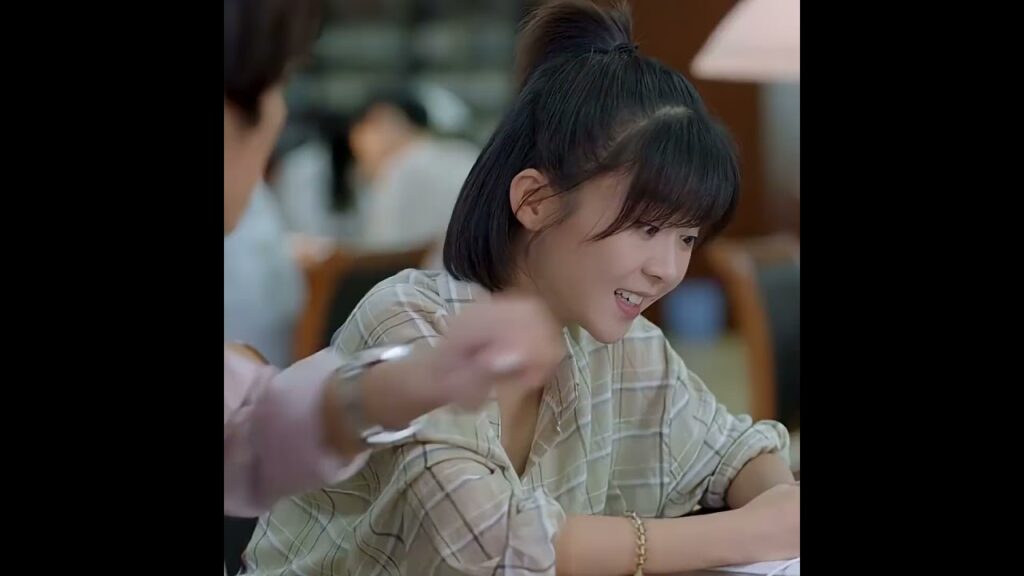 😆💕💕 #professionalsingle #songyiren #dengchaoyuan #youku #عزباء_محترفة #shorts