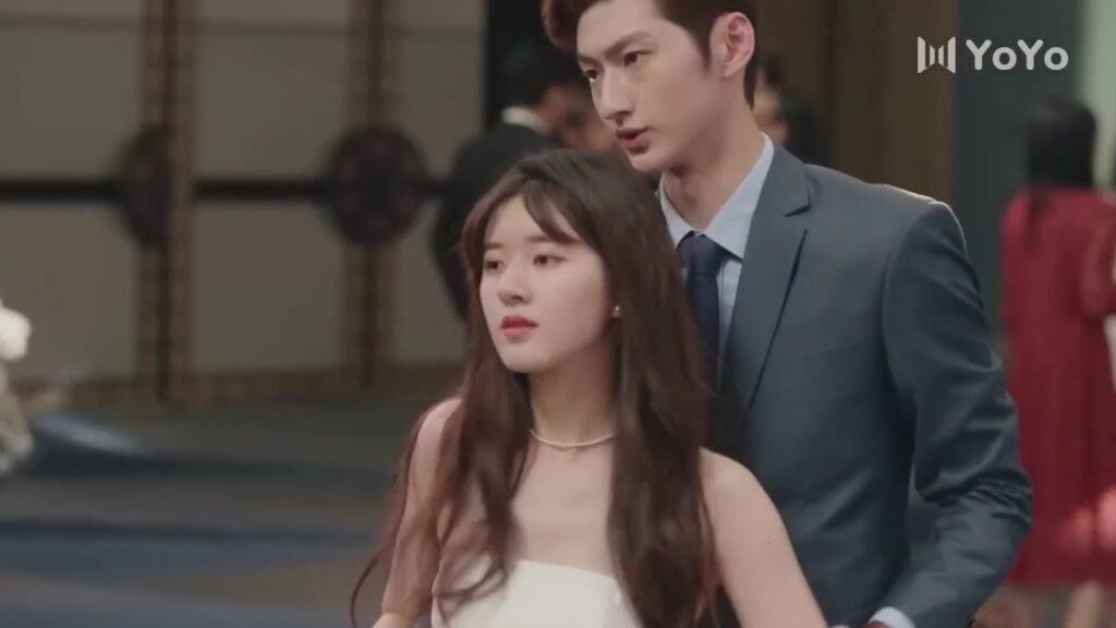 يفاجأ عائلـه بحبيبتـه الفقيـرة ويرقص معها في الحفل ❤️🔥( ارجوك اطمئن يا سيد لينغ )