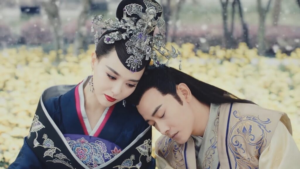 سمم الإمبراطور لسنوات عديدة وأخيرا تستهلك طاقته ويموت في أحضان حبيبته💔مشهد من "الأميرة واي يونغ"
