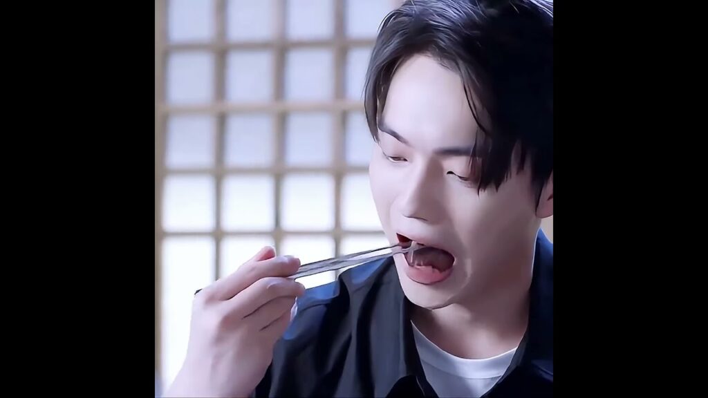 😒😒😒  #xukai #الوقوع_بحب_ابتسامتك  #fallingintoyoursmile #chengxiao #youku #cdrama #shorts