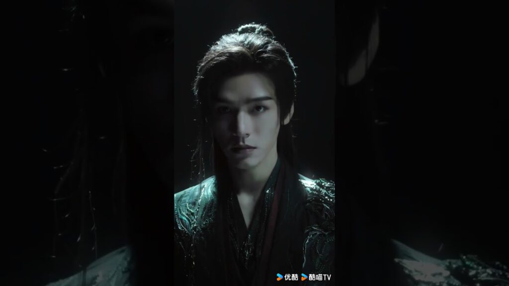 يحمل مظلته في المطر مثل سيف مخفي #BloodRiver