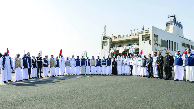 «سفينة الإمارات الإنسانية» تبحر إلى غزة بـ 7200 طن مساعدات «سفينة الإمارات الإنسانية» تبحر إلى غزة بـ 7200 طن مساعدات