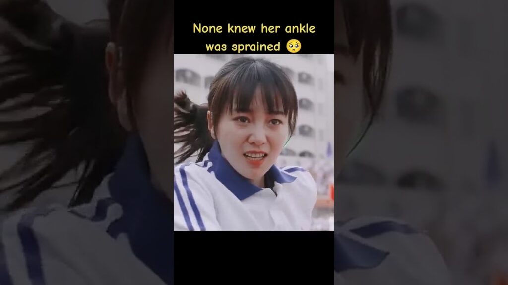 😭😭😭 #ariverrunsthroughit #wangruichang #huyixuan #cdrama #youku #shorts 😭😭😭 #ariverrunsthroughit #wangruichang #huyixuan #cdrama #youku #shorts