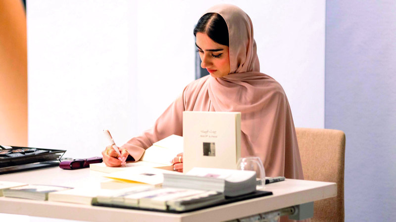 روح دبي القديمة تلهم شمة البستكي.. حياة وشعراً من «بيت لبيت»