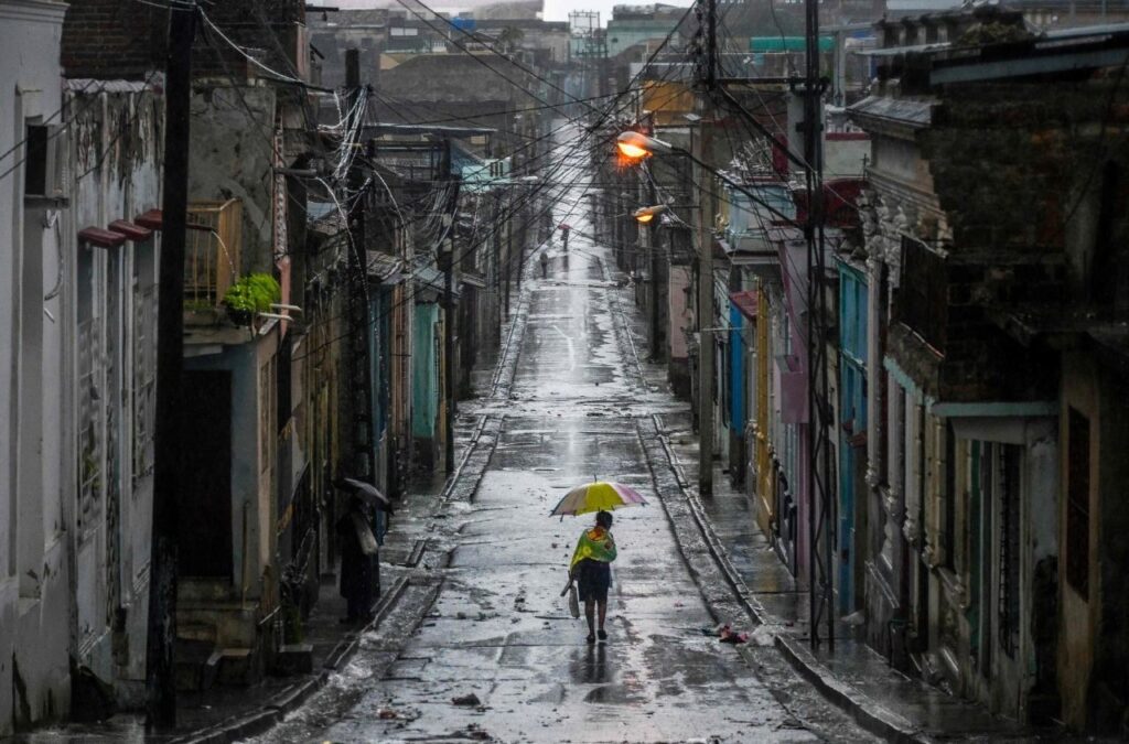 البابا يصلّي من أجل ضحايا الإعصار في جامايكا وكوبا - Vatican News