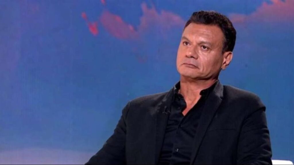‎مَن ينجب طفلًا أنانيا.. عباس أبو الحسن يثير الجدل بتصريحاته عن الإنجاب