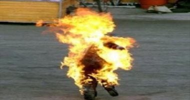 شرطى إسرائيلى يشعل النار فى نفسه أمام وزارة دفاع الاحتلال.. اعرف السبب