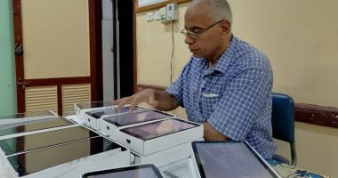 لا تفرّط فى التابلت.. وزارة التعليم تكشف مصير الجهاز بعد انتهاء الدراسة لا تفرّط فى التابلت.. وزارة التعليم تكشف مصير الجهاز بعد انتهاء الدراسة